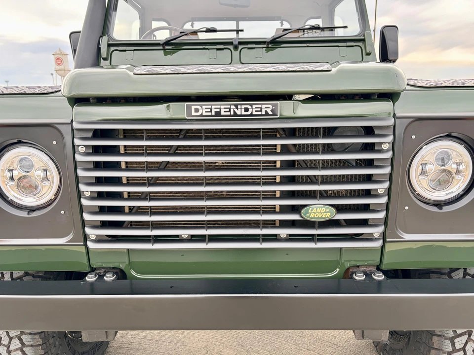 1994 Land Rover Defender 110 - Image 31 of 31