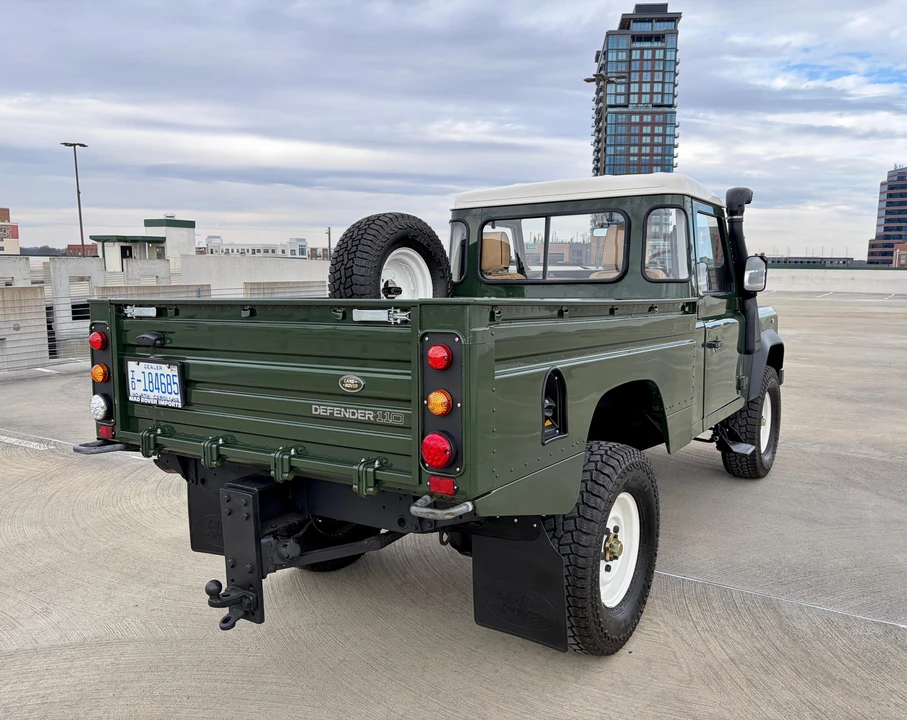 1994 Land Rover Defender 110 - Image 16 of 31