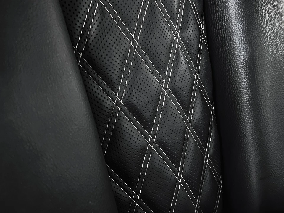 1994 Land Rover Defender 110 - Image 25 of 31