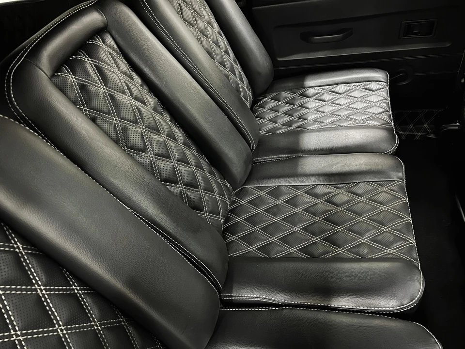 1994 Land Rover Defender 110 - Image 23 of 31