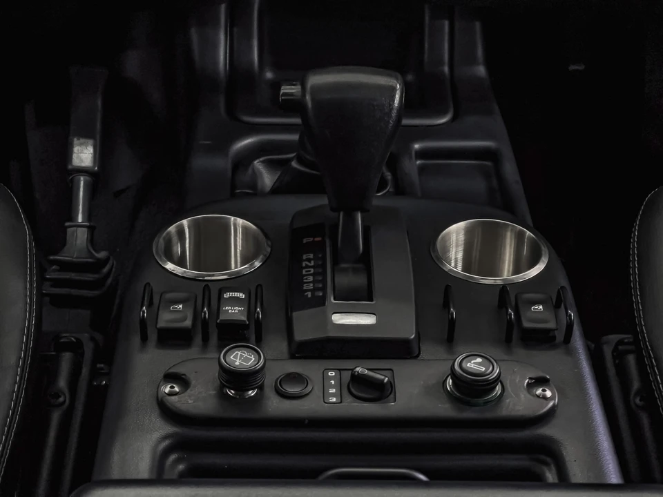 1994 Land Rover Defender 110 - Image 13 of 21
