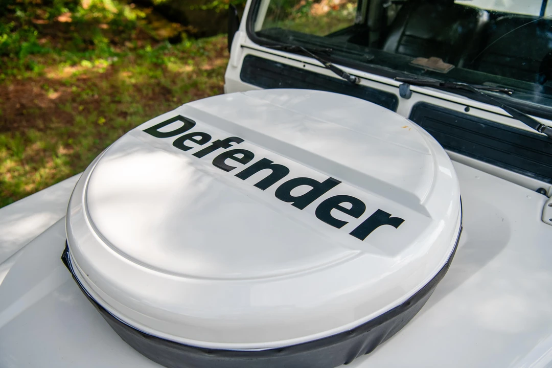 1994 Land Rover Defender 110 - Image 27 of 31