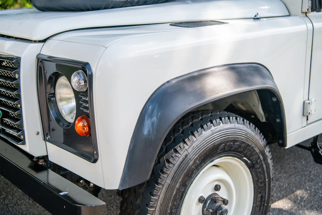 1994 Land Rover Defender 110 - Image 23 of 31