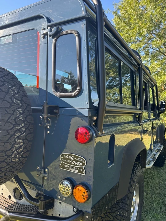 1994 Land Rover Defender 110 - Image 16 of 21