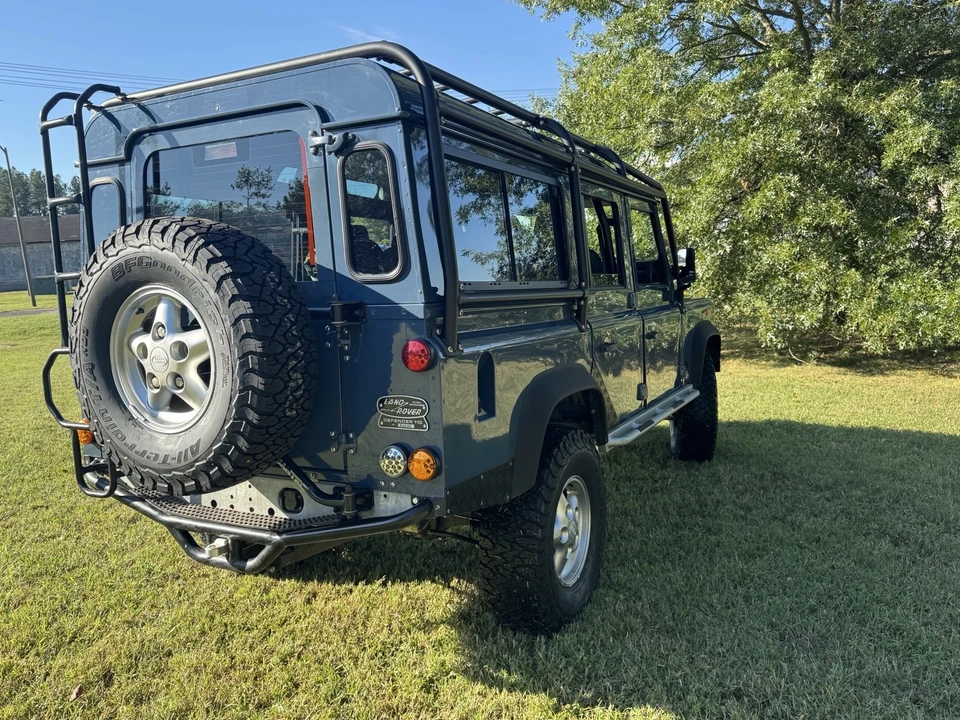 1994 Land Rover Defender 110 - Image 17 of 21