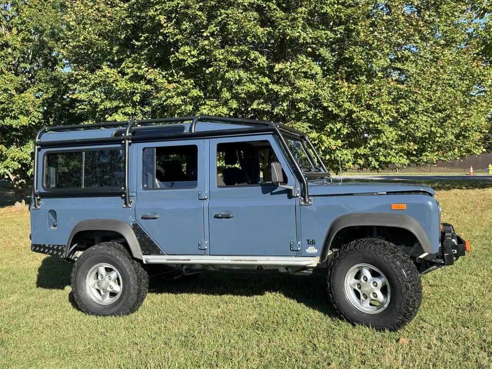 1994 Land Rover Defender 110 - Image 6 of 21