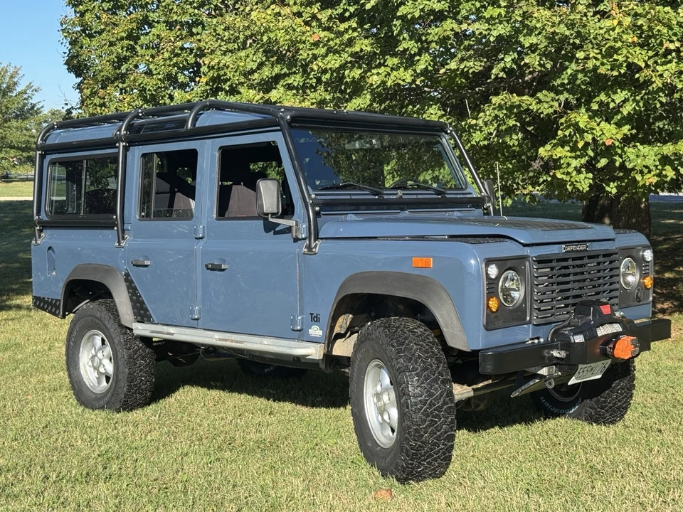 1994 Land Rover Defender 110 - Image 5 of 21
