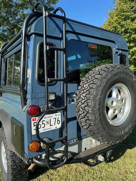 1994 Land Rover Defender 110 - Image 15 of 21