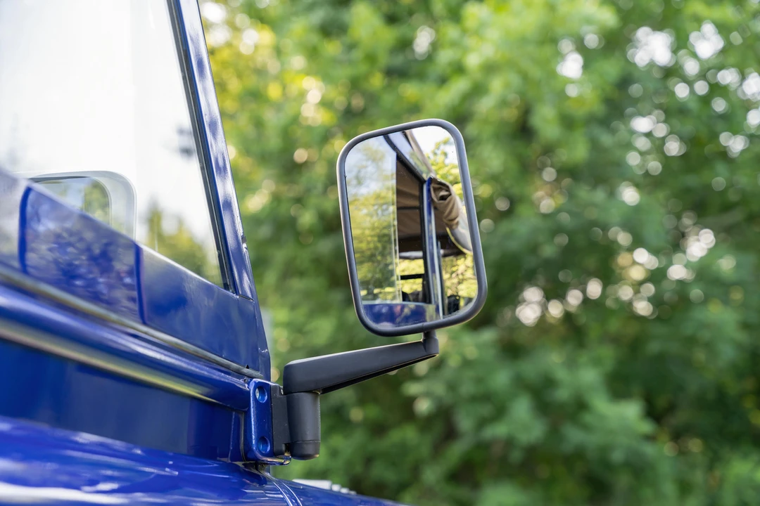 1994 Land Rover Defender 110 - Image 26 of 31