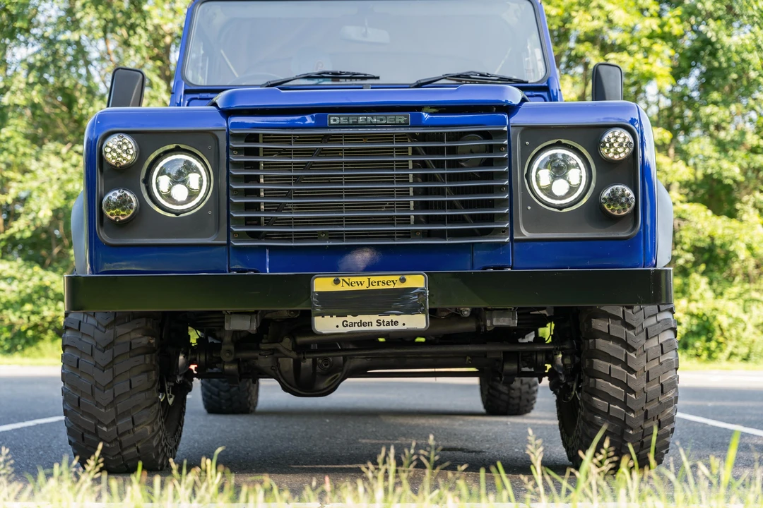 1994 Land Rover Defender 110 - Image 12 of 31