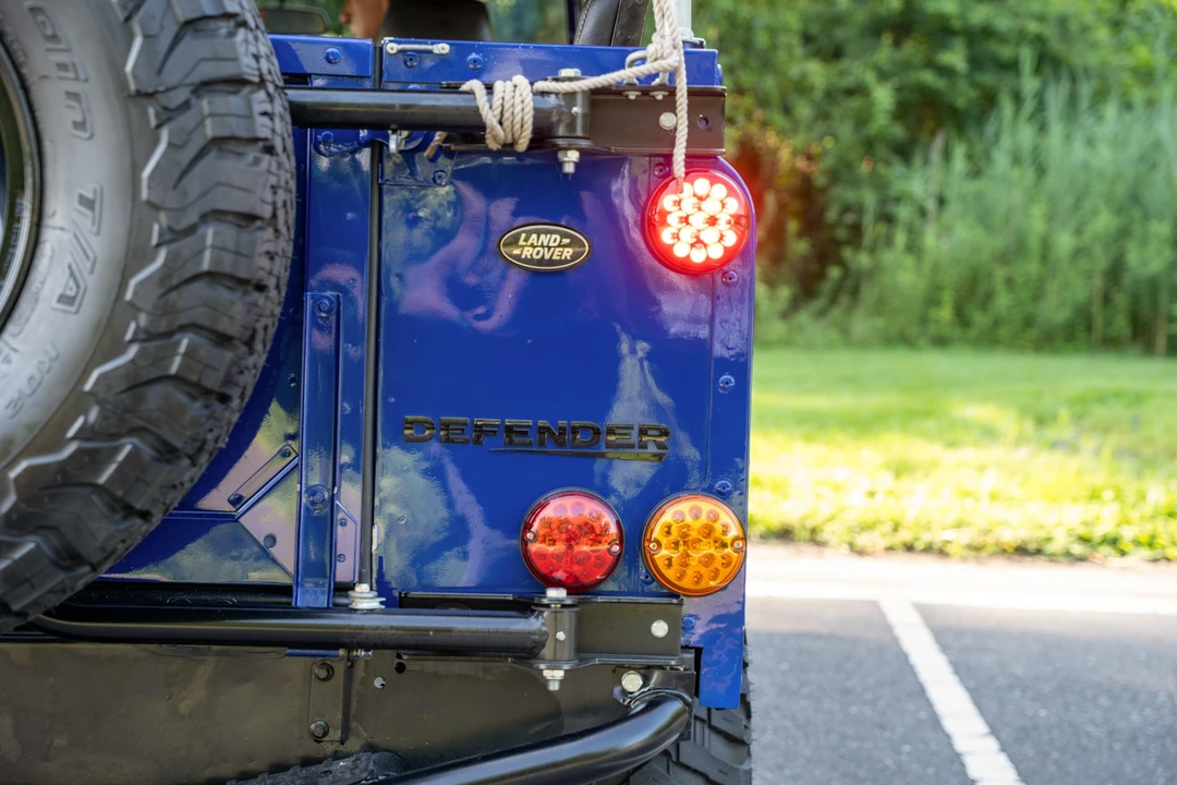 1994 Land Rover Defender 110 - Image 22 of 31
