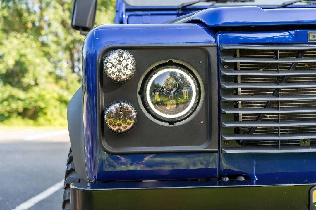 1994 Land Rover Defender 110 - Image 14 of 31