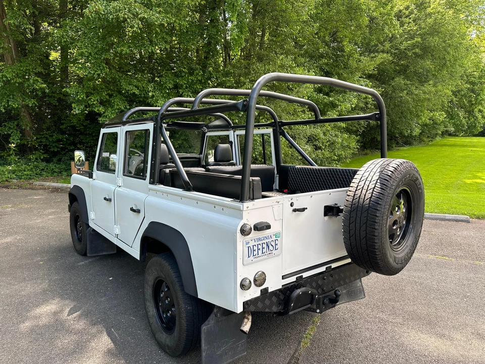 1994 Land Rover Defender 110 - Image 10 of 31