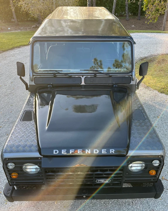 1994 Land Rover Defender 110 - Image 6 of 31