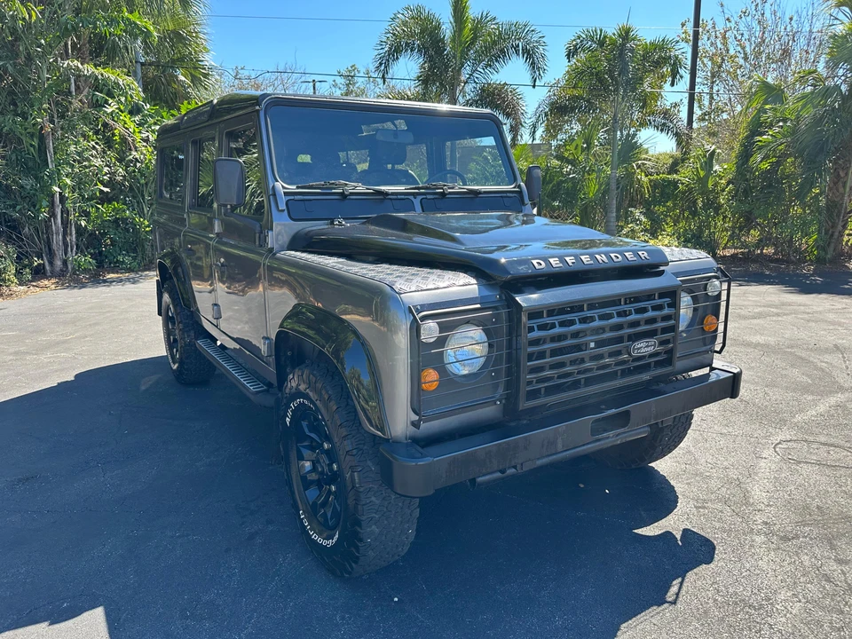 1994 Land Rover Defender 110 - Image 23 of 31