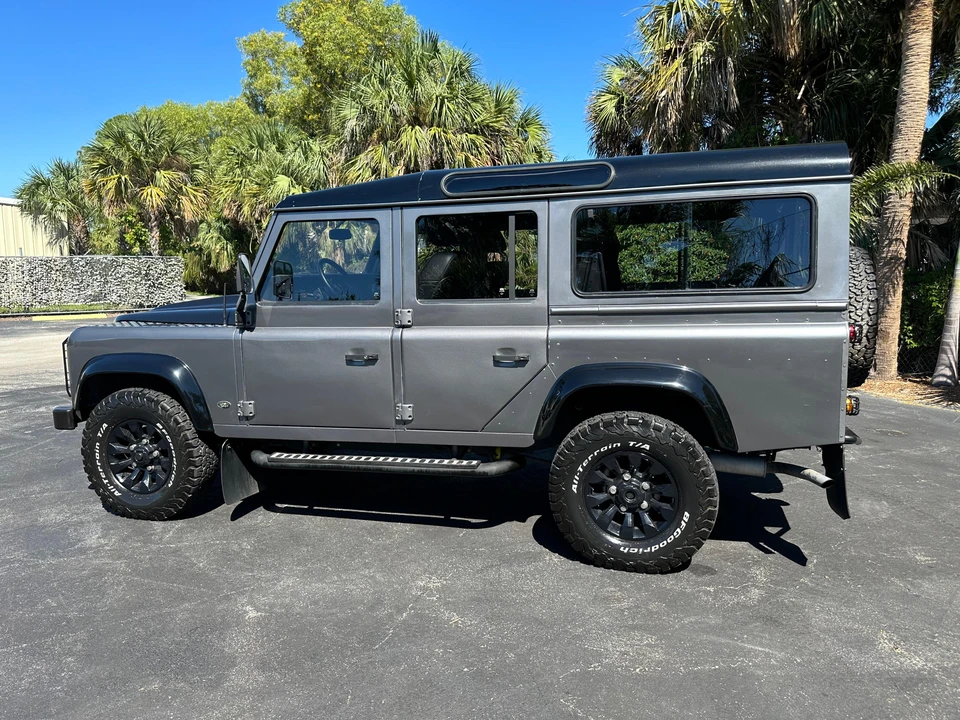 1994 Land Rover Defender 110 - Image 12 of 31