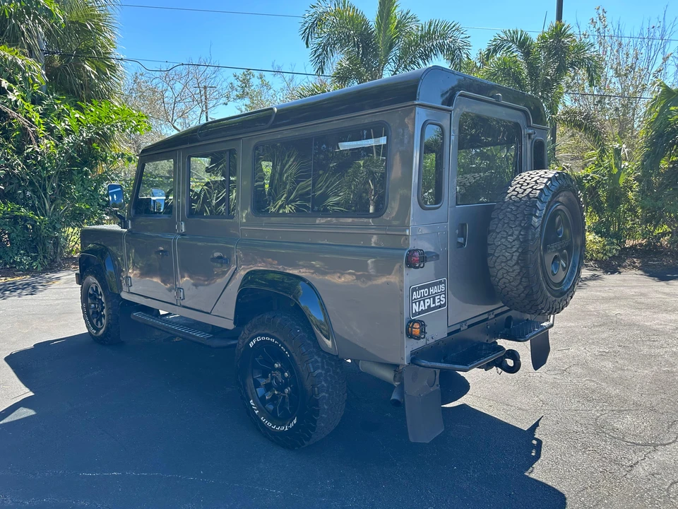 1994 Land Rover Defender 110 - Image 13 of 31