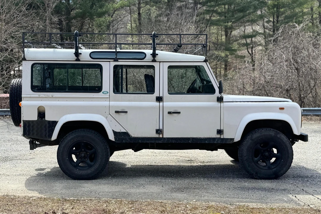 1994 Land Rover Defender 110 - Image 3 of 31