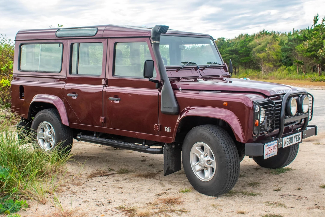 1994 Land Rover Defender 110 - Image 3 of 31