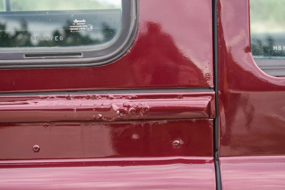 1994 Land Rover Defender 110 - Image 29 of 31