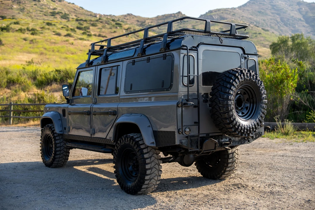 1994 Land Rover Defender 110 - Image 23 of 31