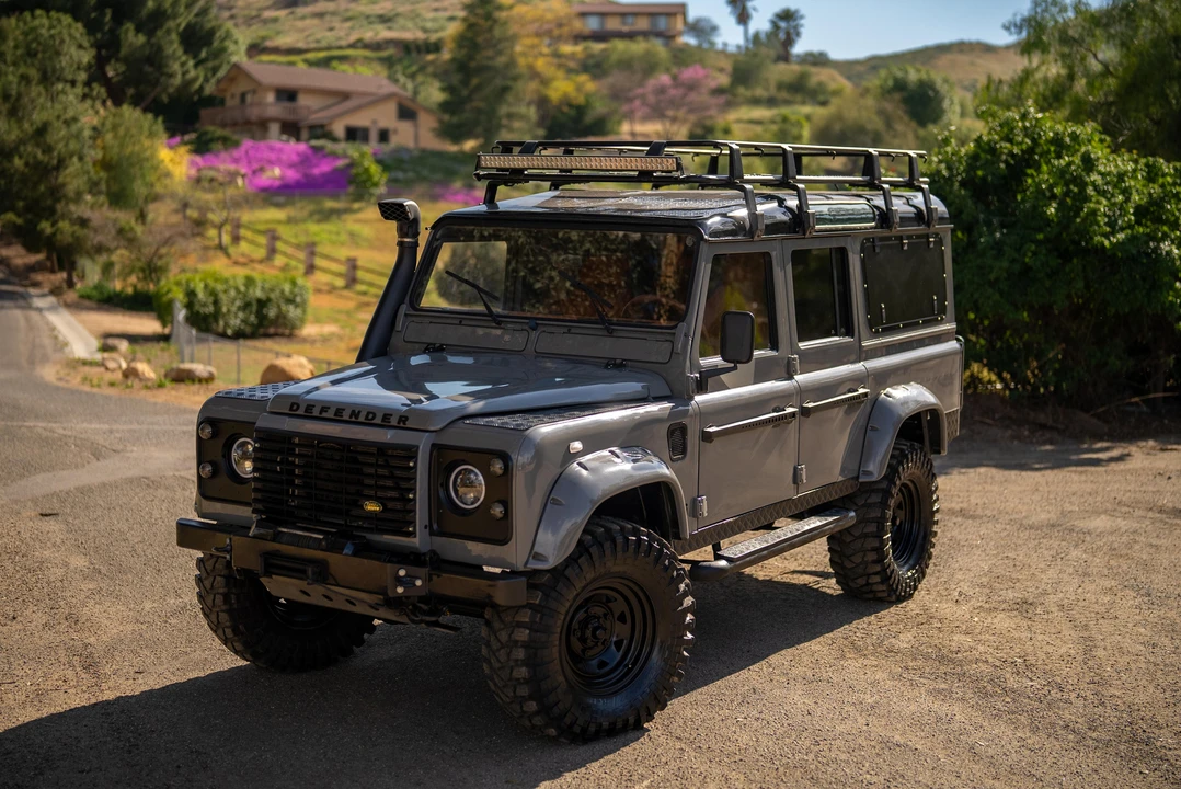 1994 Land Rover Defender 110 - Image 13 of 31
