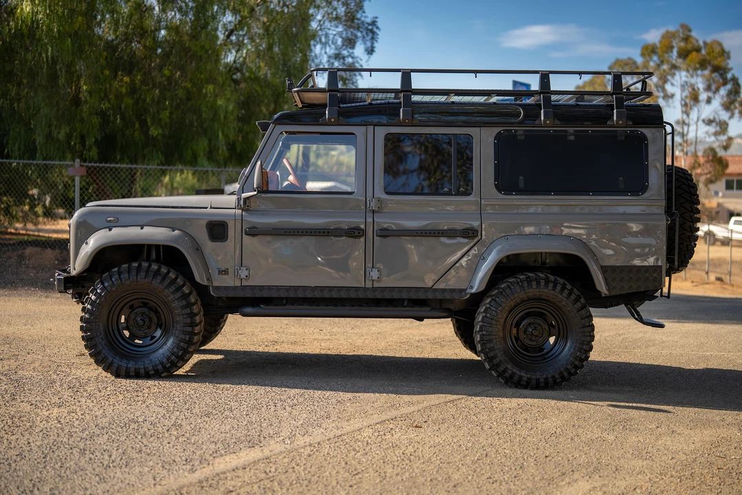 1994 Land Rover Defender 110 - Image 20 of 31