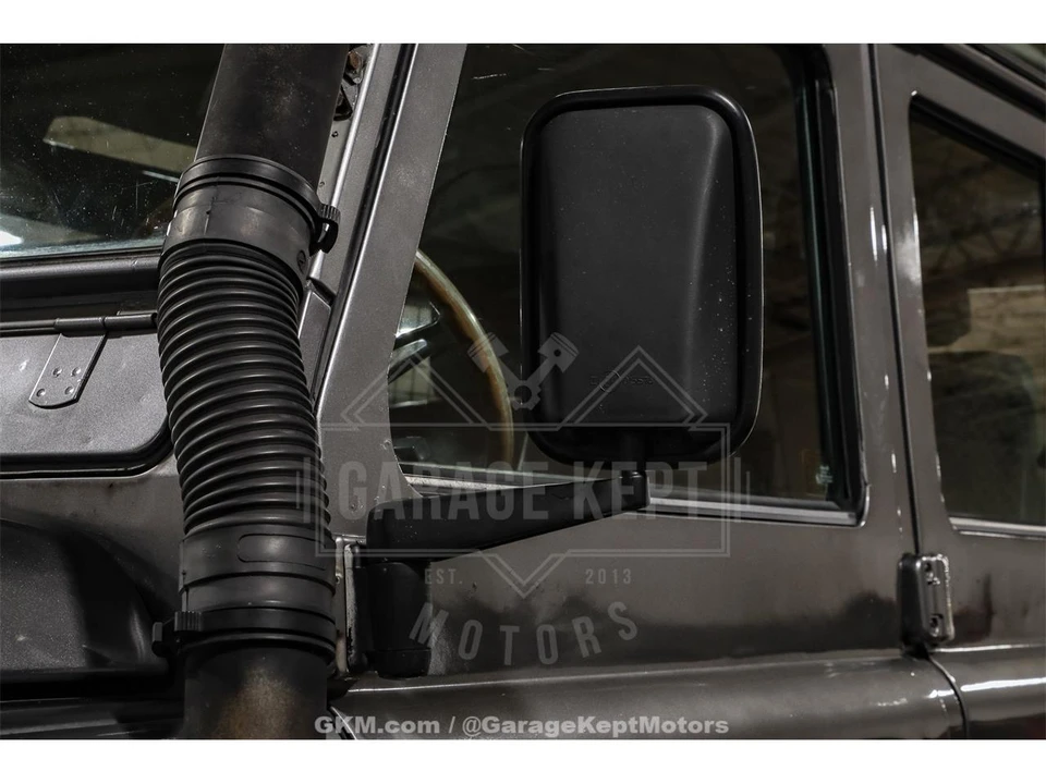 1994 Land Rover Defender 110 - Image 26 of 31