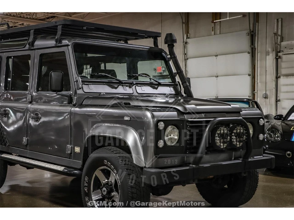 1994 Land Rover Defender 110 - Image 13 of 31