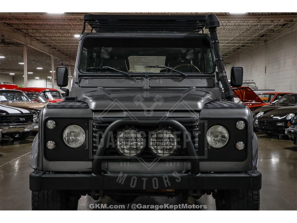 1994 Land Rover Defender 110 - Image 19 of 31