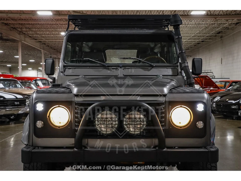 1994 Land Rover Defender 110 - Image 20 of 31