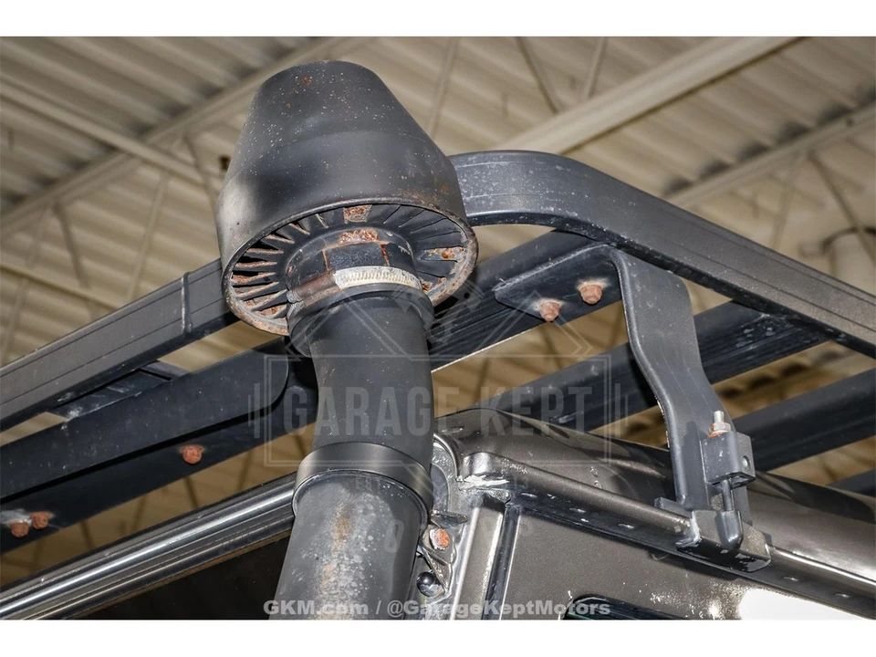 1994 Land Rover Defender 110 - Image 25 of 31