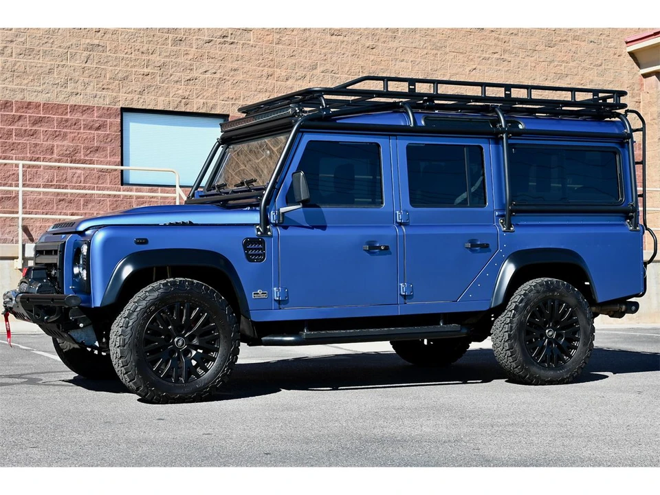1994 Land Rover Defender 110 - Image 8 of 31