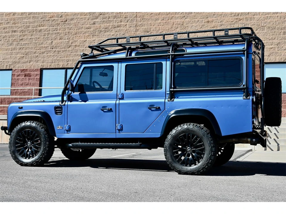 1994 Land Rover Defender 110 - Image 10 of 31