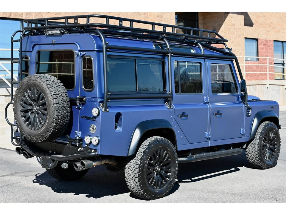 1994 Land Rover Defender 110 - Image 19 of 31