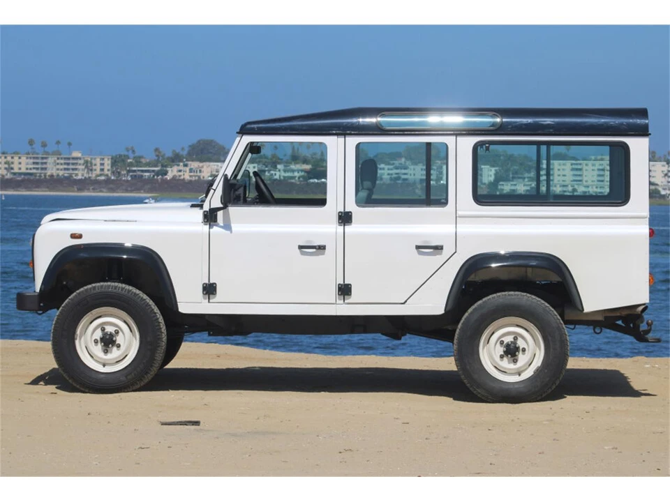 1994 Land Rover Defender 110 - Image 4 of 31