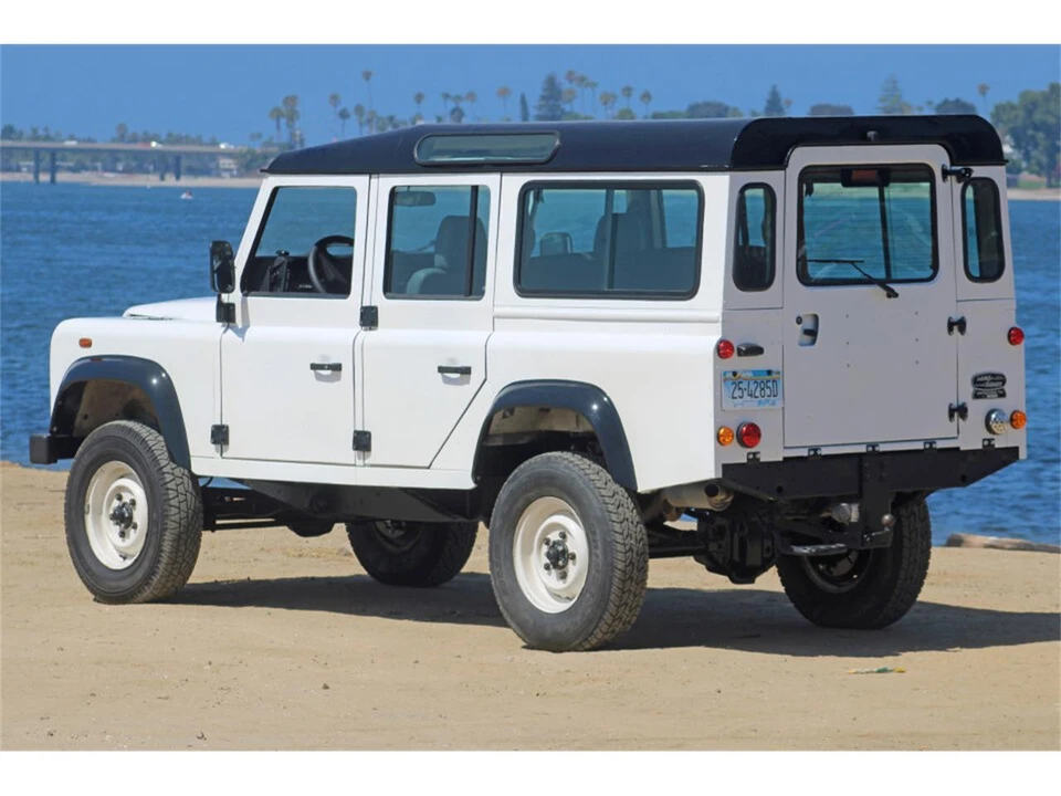 1994 Land Rover Defender 110 - Image 12 of 31