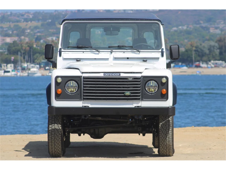 1994 Land Rover Defender 110 - Image 14 of 31