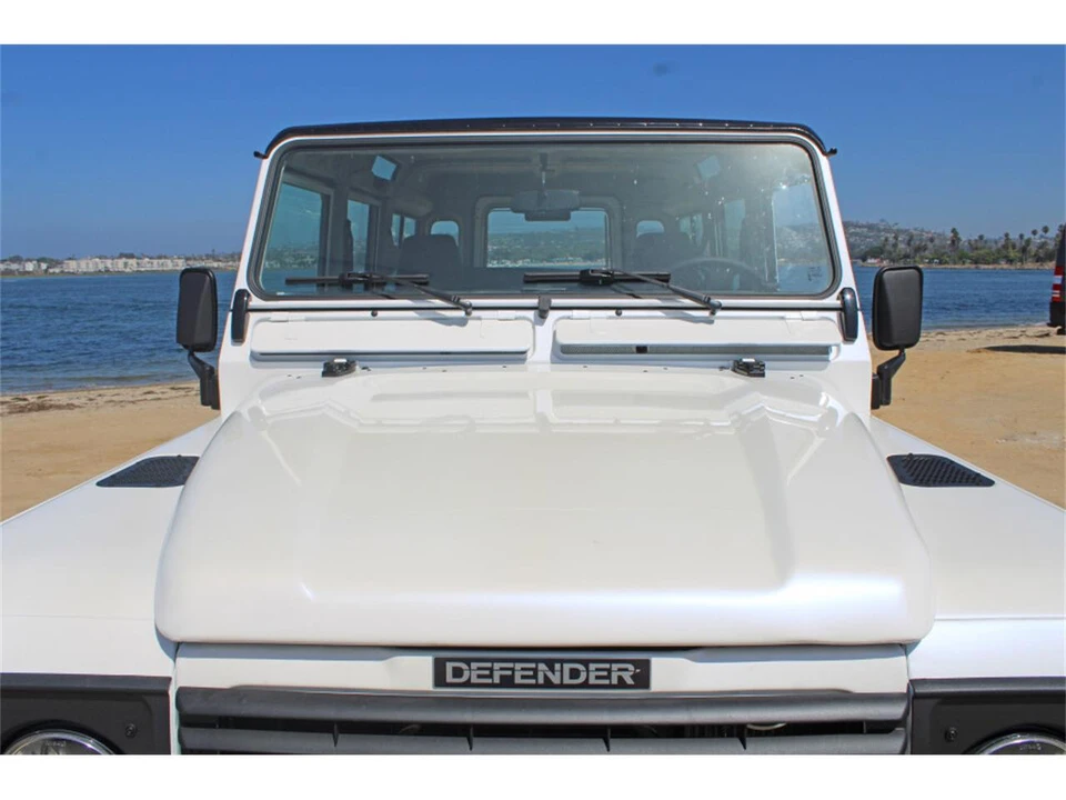 1994 Land Rover Defender 110 - Image 18 of 31