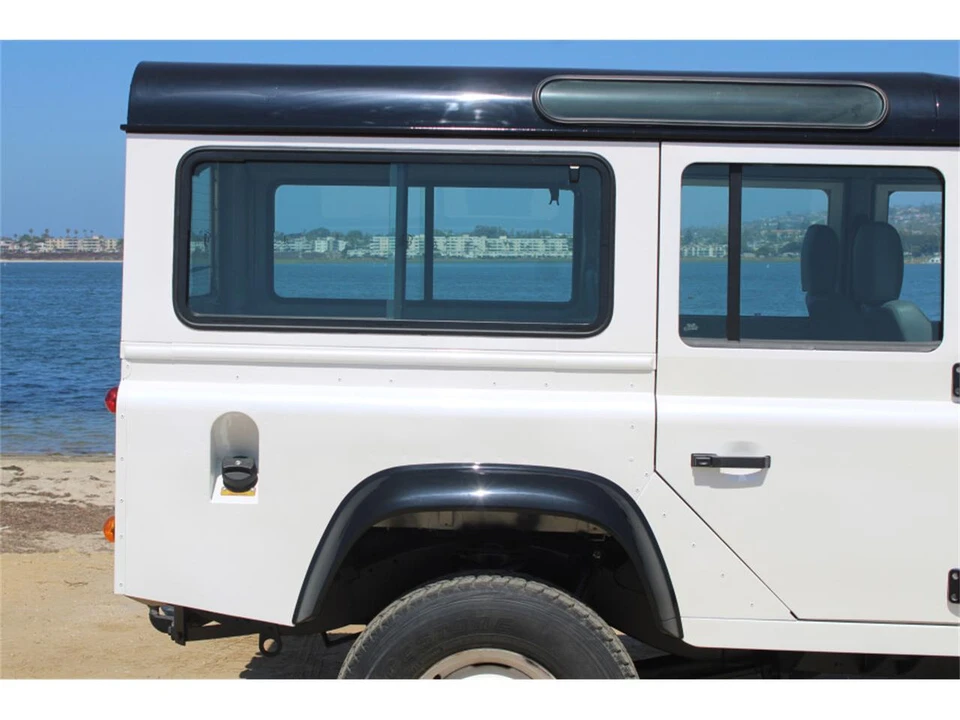 1994 Land Rover Defender 110 - Image 26 of 31