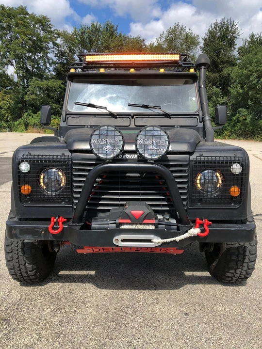 1994 Land Rover Defender 110 - Image 5 of 7