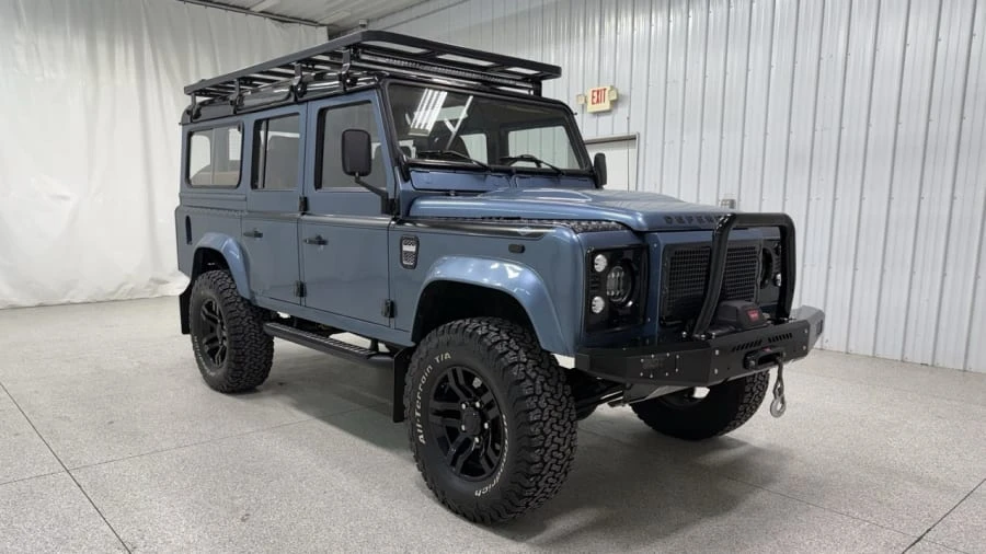 1994 Land Rover Defender 110 - Image 6 of 31