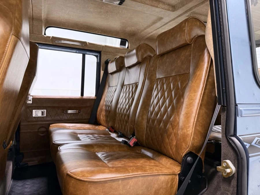 1994 Land Rover Defender 110 - Image 20 of 31