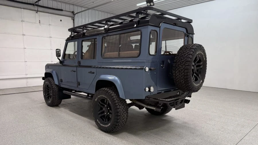 1994 Land Rover Defender 110 - Image 5 of 31