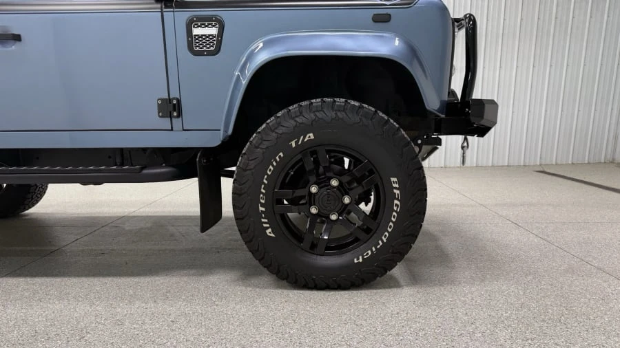 1994 Land Rover Defender 110 - Image 12 of 31