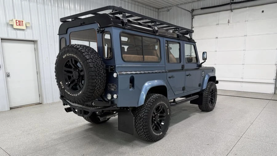 1994 Land Rover Defender 110 - Image 3 of 31