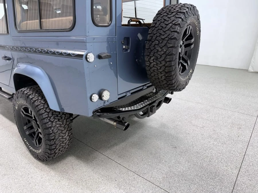 1994 Land Rover Defender 110 - Image 13 of 31