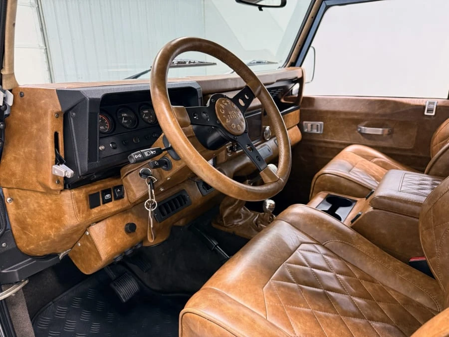 1994 Land Rover Defender 110 - Image 28 of 31
