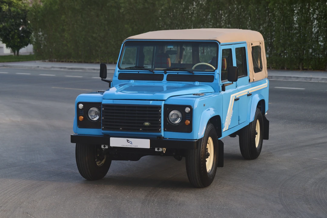 1994 Land Rover Defender 110 - Image 3 of 31