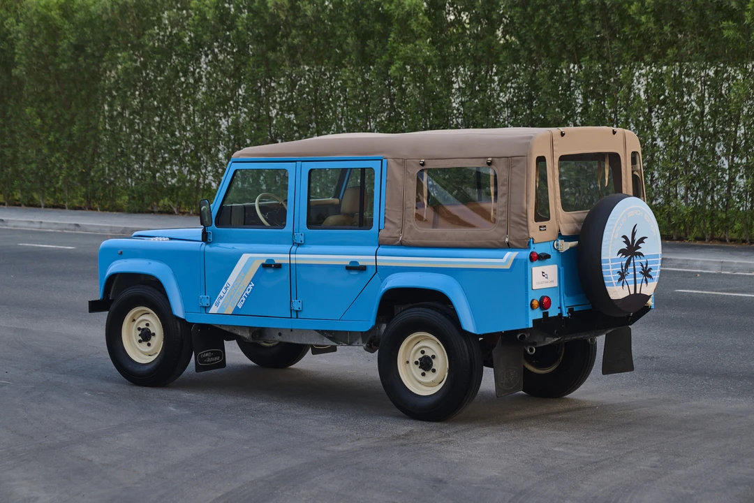 1994 Land Rover Defender 110 - Image 14 of 31